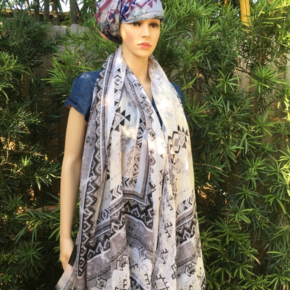 NEW TRIBAL GEO SCARF GREY - Picture 1 of 8